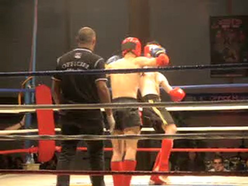 Le Pouliguen Club Cobra Boxe Thaï 1er Gala Boxe Thaï 11 juin 2011  " wikinews city " & "Rencontres Sportives Le Pouliguen" pour OMS le Pouliguen      vidéo n° 3646