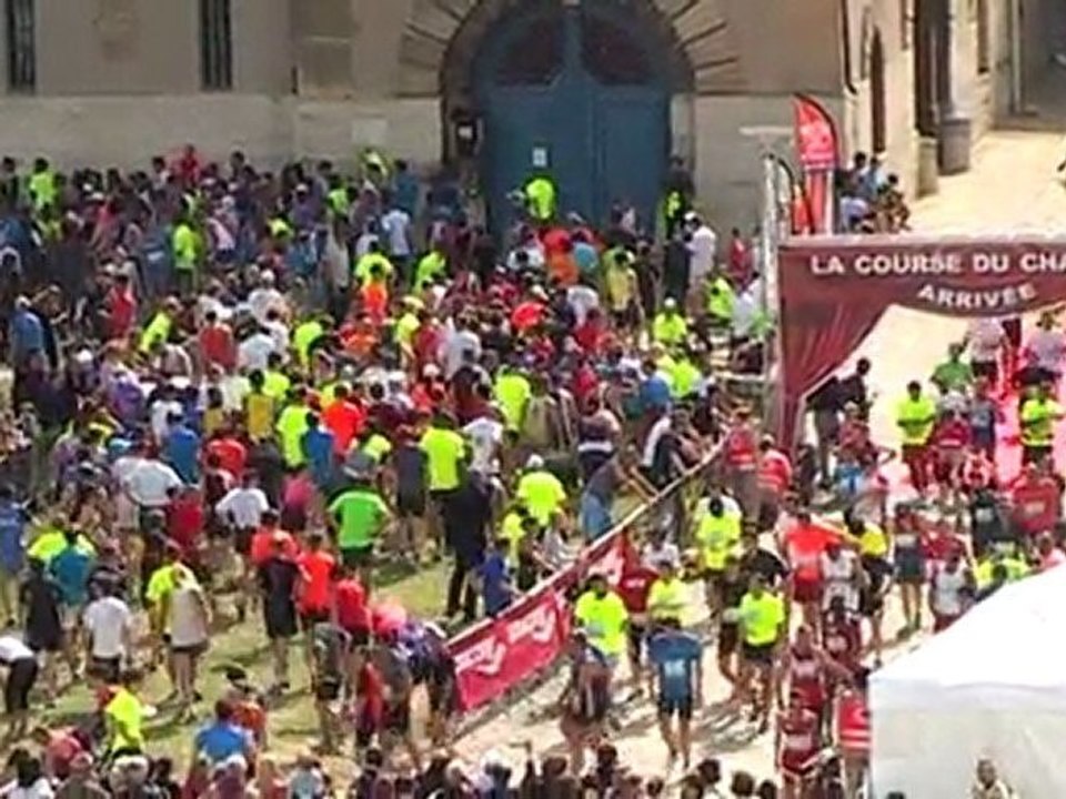 Vincennes : Course du Château de Vincennes avec les coureurs venus de loin