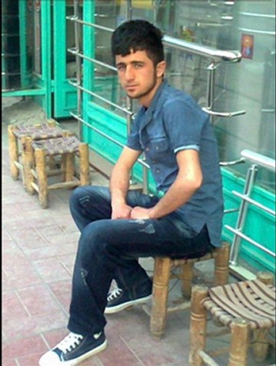 Bilmem Kime Bakar Gözlerin