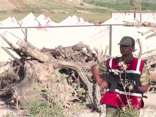 Syrian refugee flow into Turkey tops 5,000