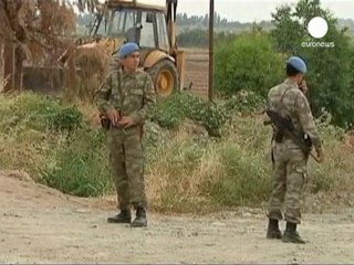 UN Syria resolution on "knife edge" - Hague