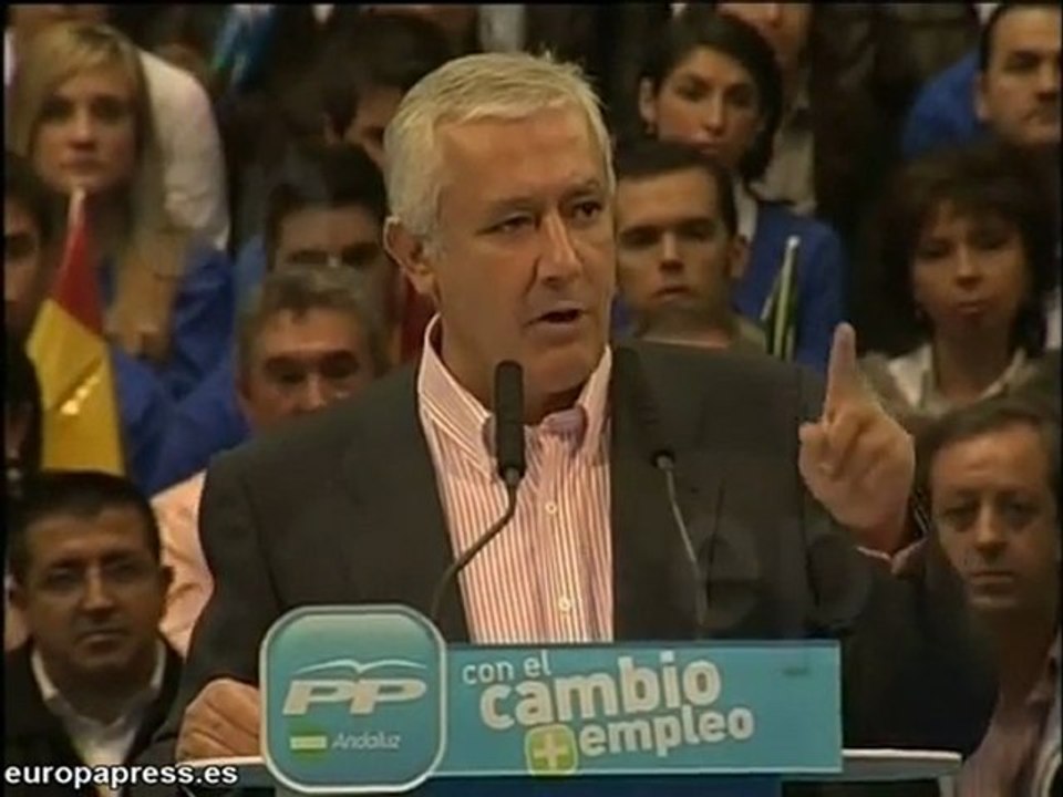 Rajoy anima a "cambiar las cosas"