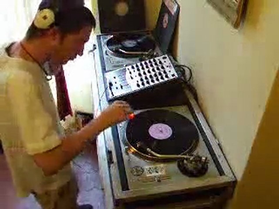 SQUAART rencontre les Primates