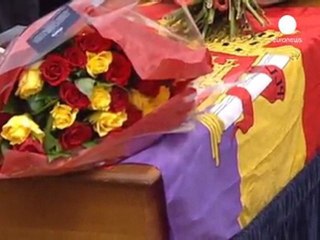 Jorge Semprún enterrado envuelto en la bandera republicana