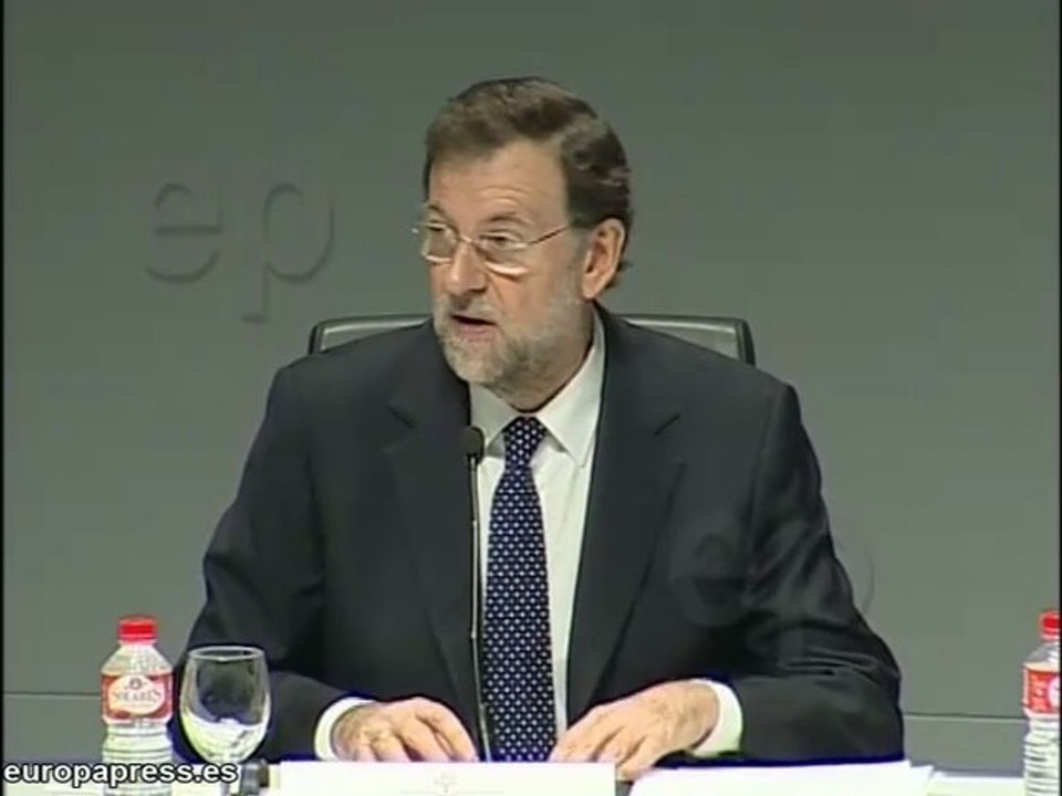 Rajoy lamenta que se dejen de lado reformas