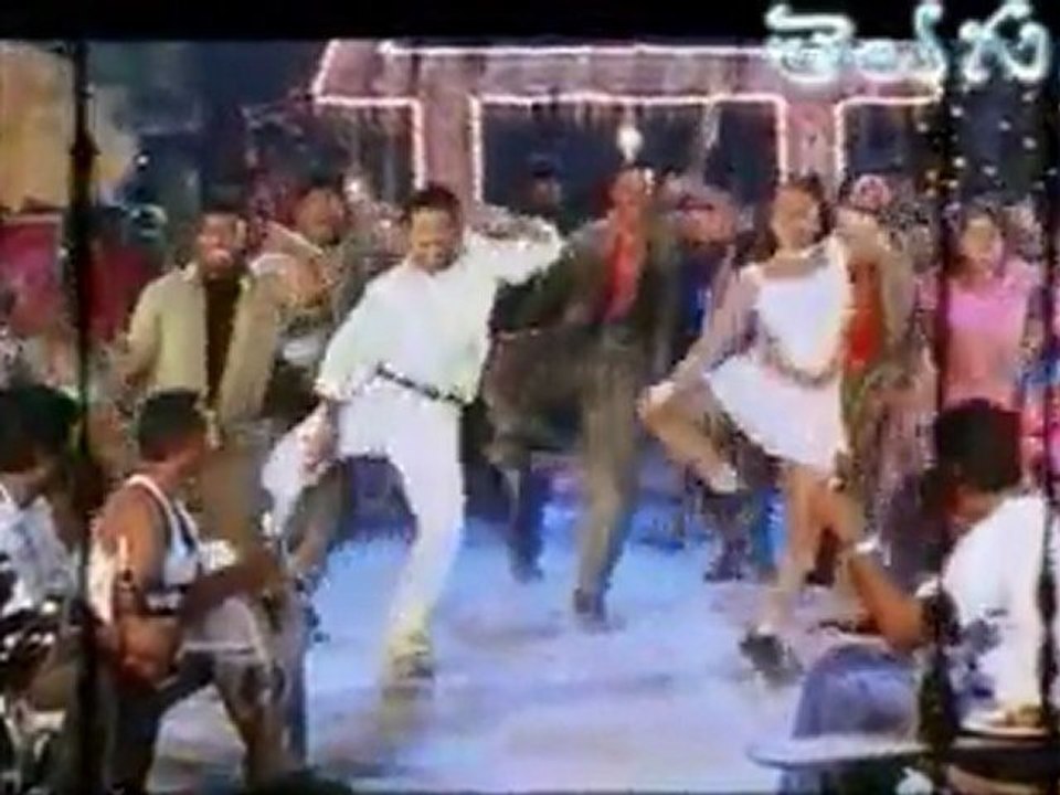 Abhinaya Sree dance at a Dhaba