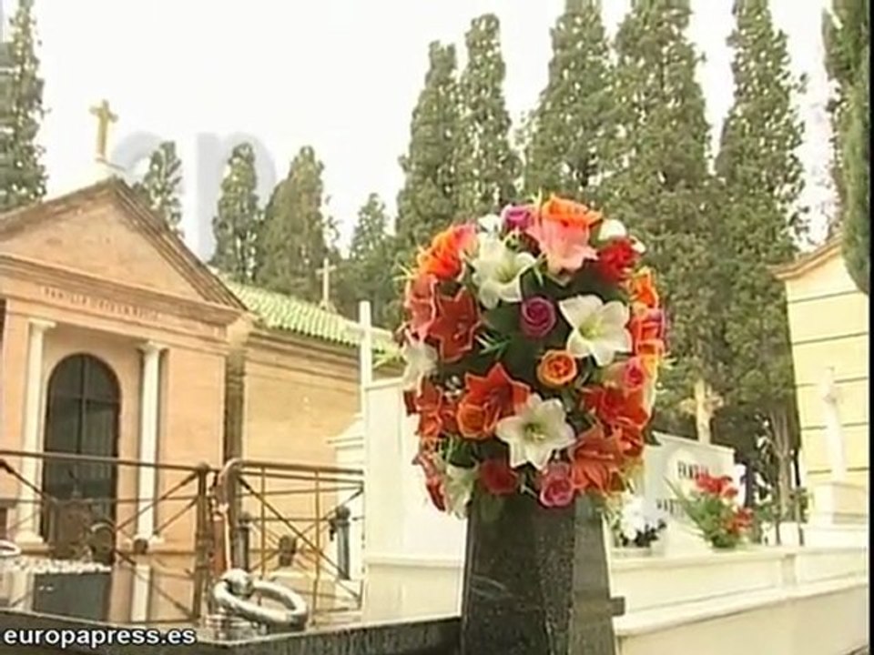 Preparativos para el día de Todos los Santos