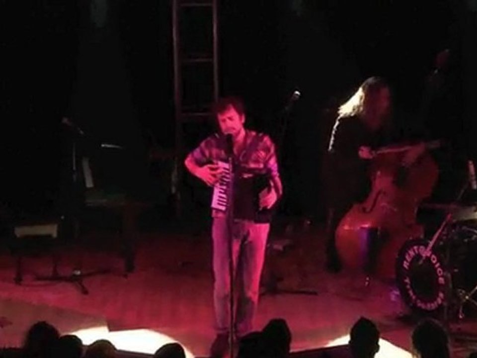 apothikimusic.com - Maraveyas iLegal LiVe - I'm going away (ΑΠΟΘΗΚΗ music - LiVe Concerts & music events@Agrinio)