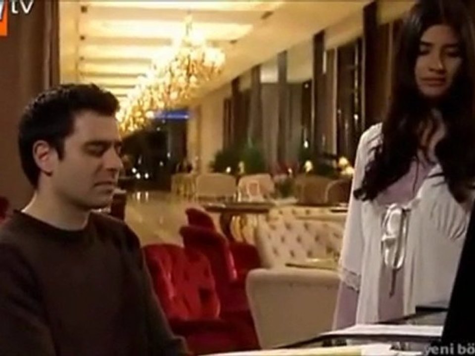 Tuba Büyüküstün احبك يا توبا