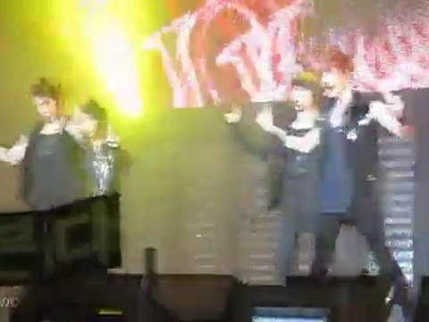 [fancam] 110610 SHINee - Lucifer SM Town Paris