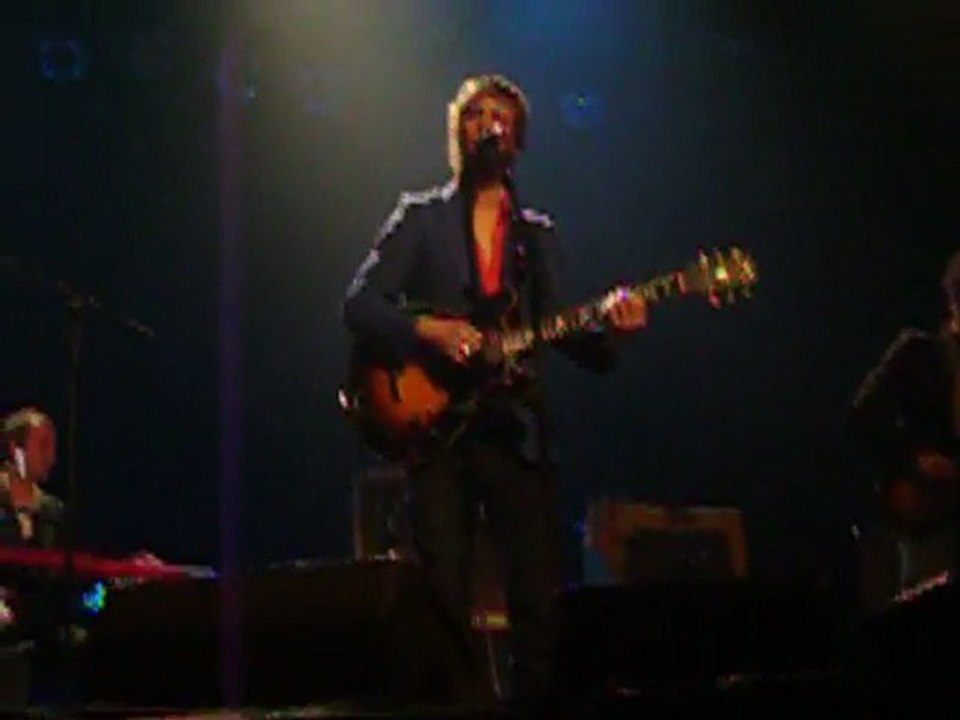 Bertrand BELIN en Concert à MONTAUBAN  Théâtre Olympe de Gouges le 2 Juin 2011