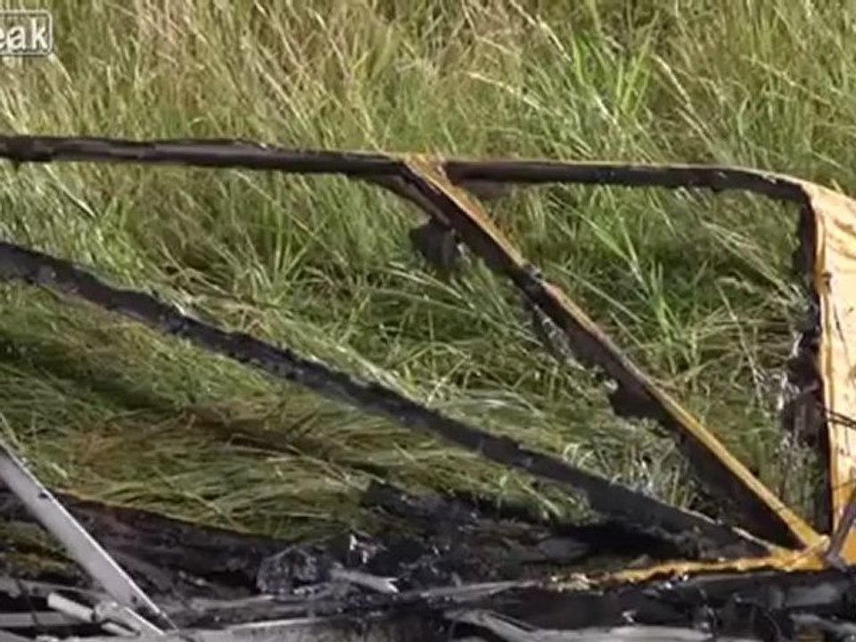 Luftschiff brennt und stürzt - Pilot stirbt in Flammen