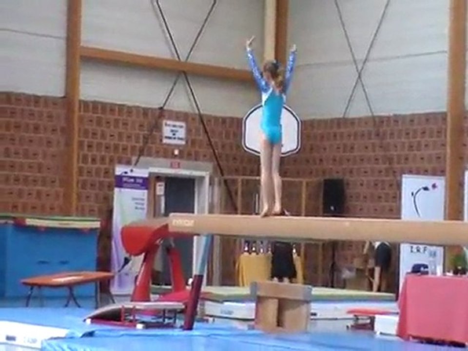Ariane Gym : poutre 9 juin 2011 - Compétition régionale