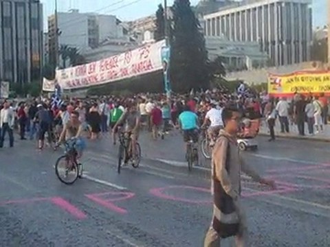 Aγανακτισμένοι στο σύνταγμα 20η μέρα 1