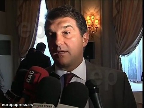 Laporta ve electoral los contratos para 'ni ni'