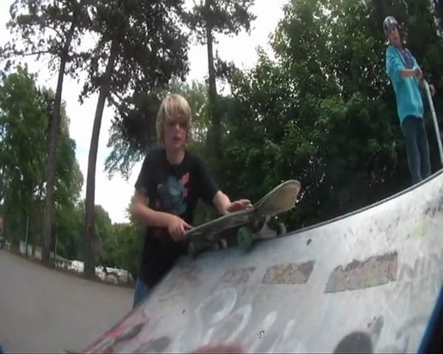 Trick tip: axel stall