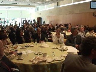 Carstens cites Lagarde conflict of interest at IMF