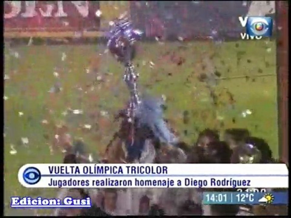 Vuelta olimpica tricolor