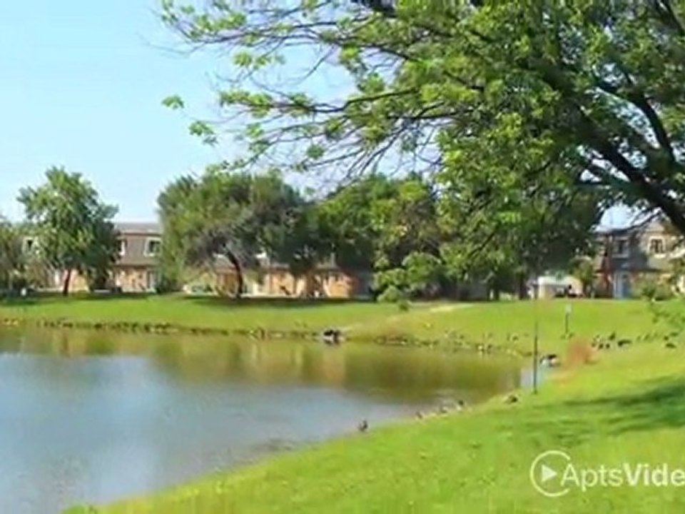 Hinsdale Lake Terrace Apartments in Willowbrook, IL - ...