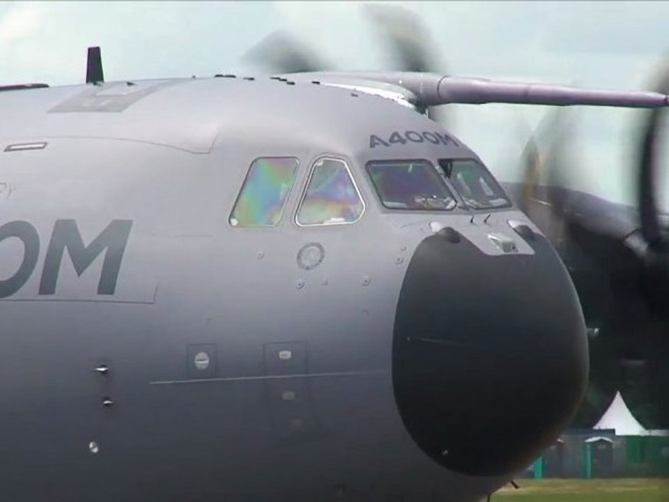 Démonstrations en vol au Bourget 2011