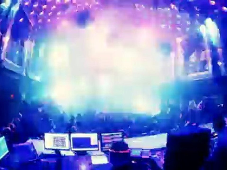 Tiësto v Diplo - C'mon