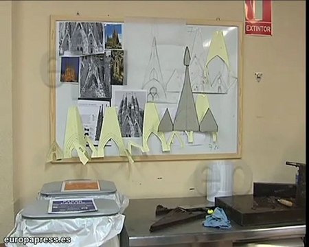 Una mona de la Sagrada Familia para el Papa