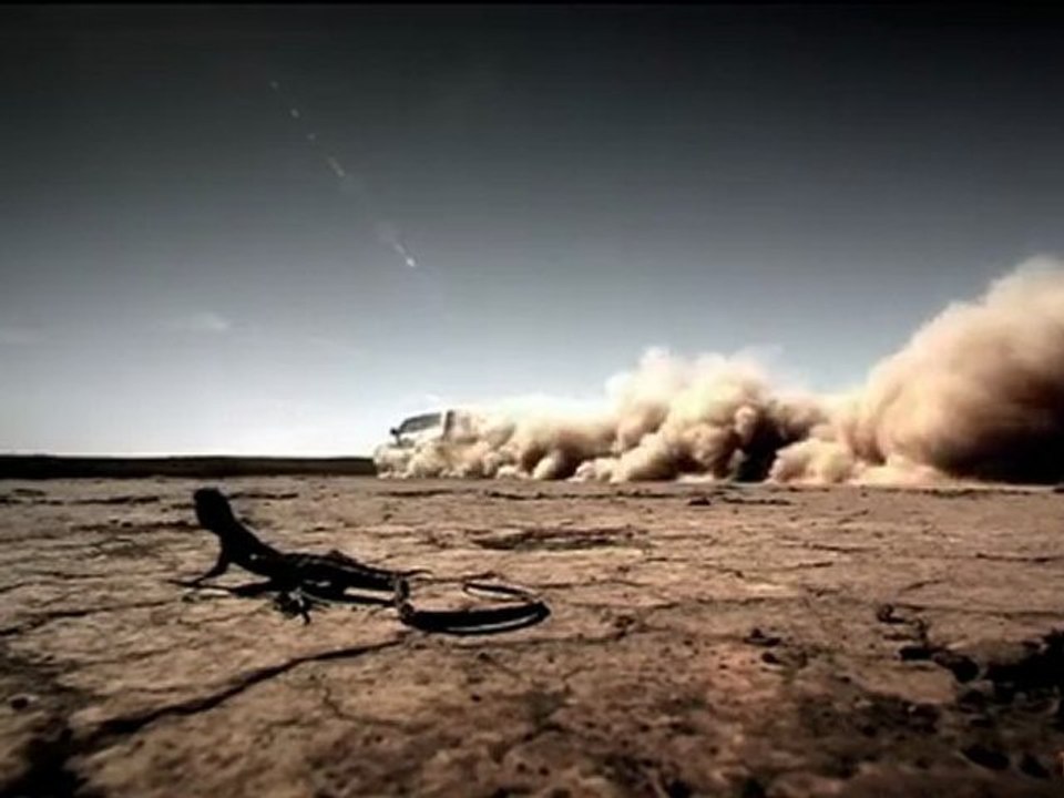 Mitsubishi_pajero_justlaunched_720p