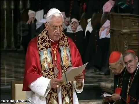 Benedicto XVI: Peregrinar es salir al encuentro de Dios