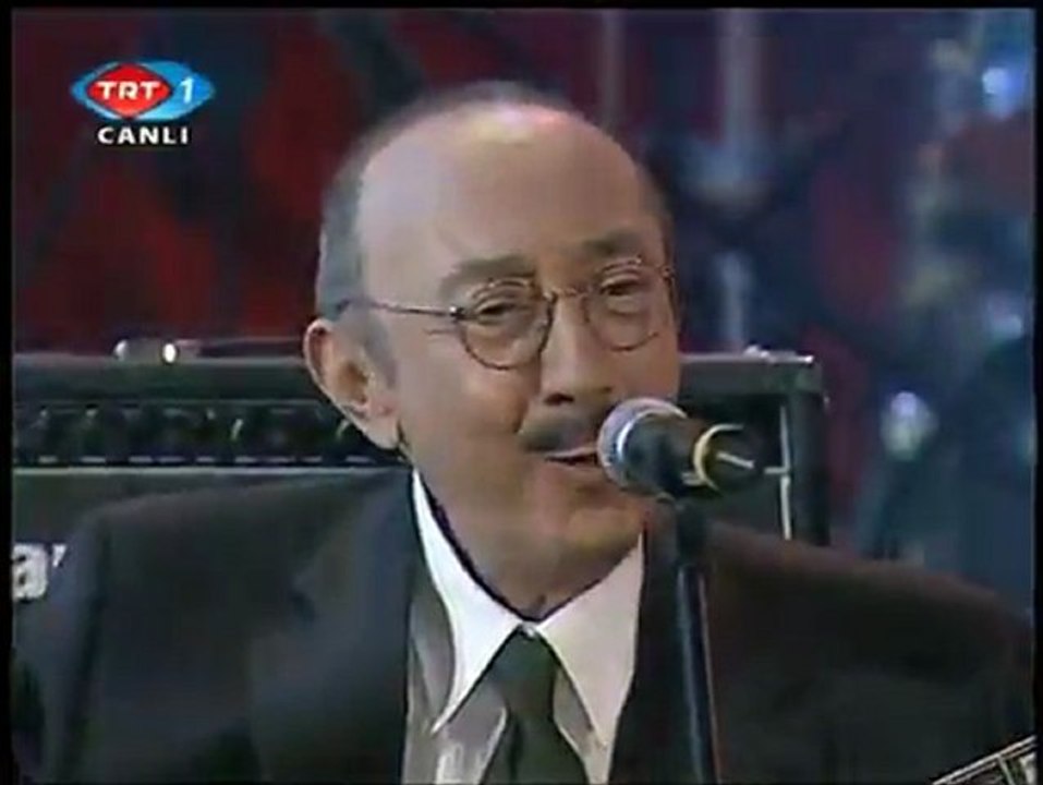 Özdemir Erdoğan - Sevdim Seni Bir Kere