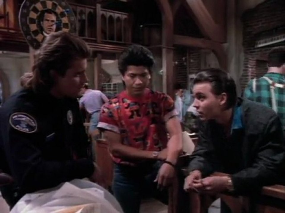 21 Jump Street  2 Cезон, 2 серия Besieged (Part_1)