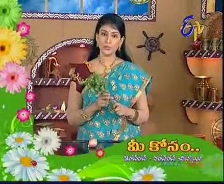 Abhiruchi - Recipes - Chinta Chiguru Nuvvu Pappu Kura, Atukula Vada & Mangai Pachadi - 04