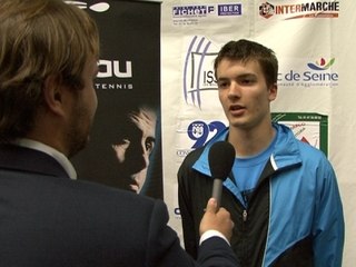 Romain Lorentz, 18 ans, pongiste au club d’Issy : portrait d’un futur champion !