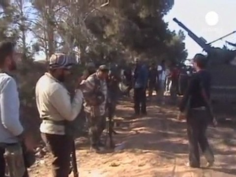 Roquettes libyennes tirées sur le territoire libyen