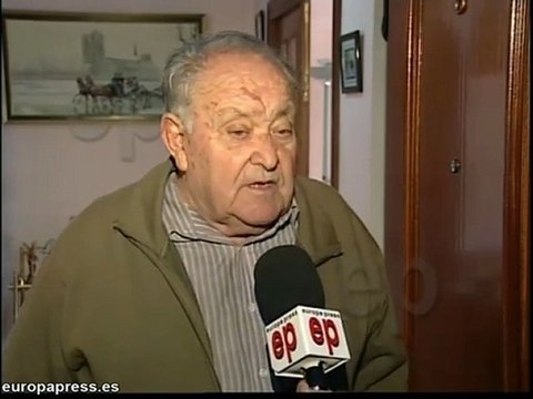 Vecino asegura que el hijo tenía problemas mentales