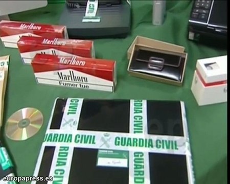 Arrestan a estafadores en la Operación Mochilo