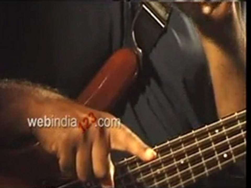 How to Play 'Indian Slap Bass' by Bassist Jayen Varma