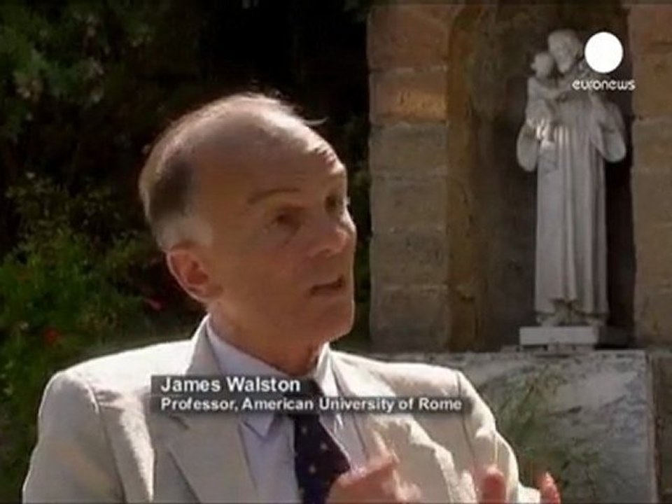 İtalyan halkı referandumda Berlusconi'ye "hayır" dedi