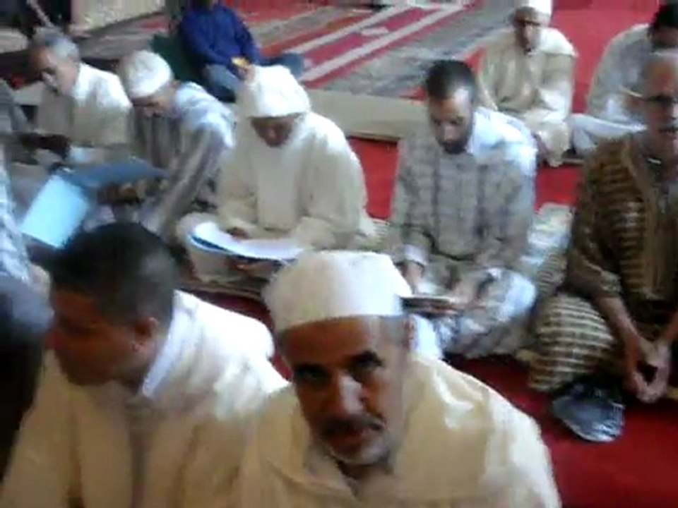 Maroc Salé Zaouia de Moulay Abdallah Benhassoun séance de dikr Douâa Annaçiri