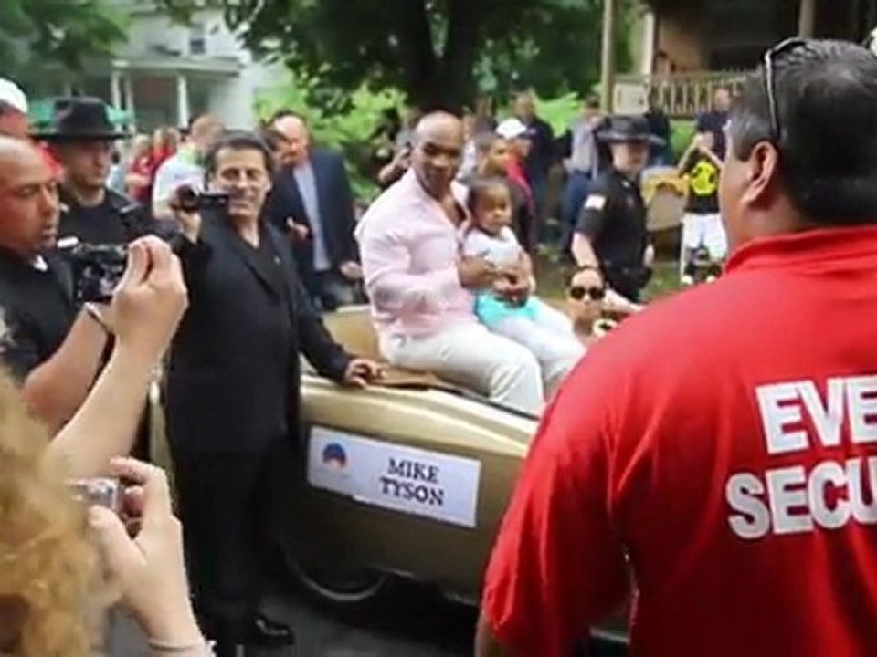 Mike Tyson Inducted Into Boxing Hall of Fame