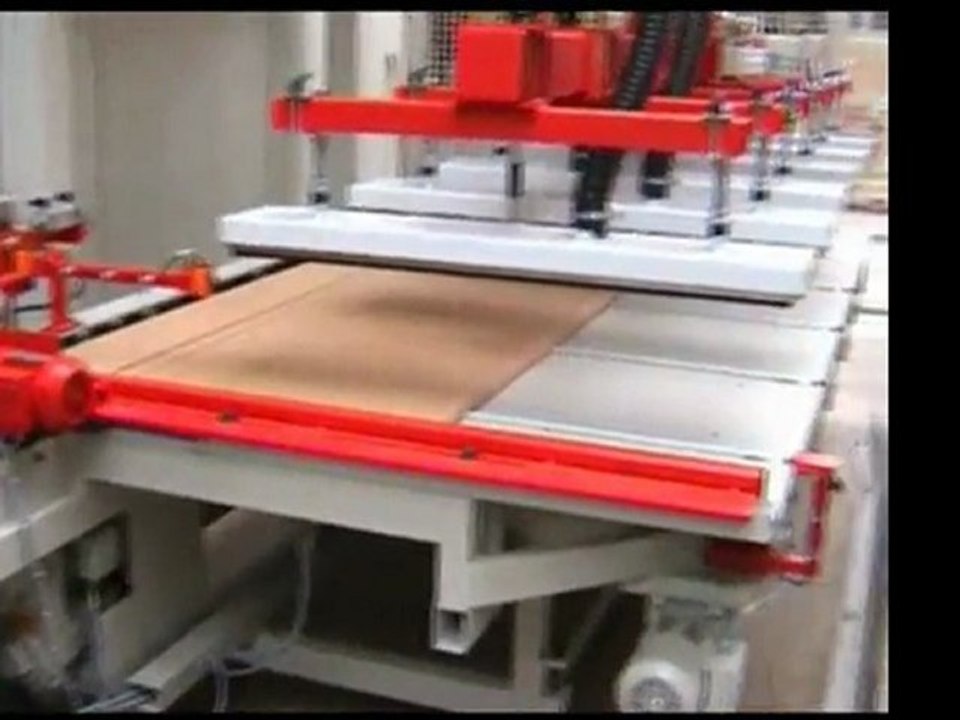 Timme Stapelautomaten GmbH - Vakuumentstapelung und Beschicken einer WEINIG Kehlmaschine