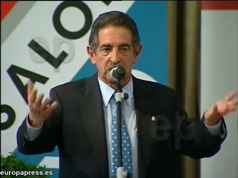 Revilla en la Fundación Nexo