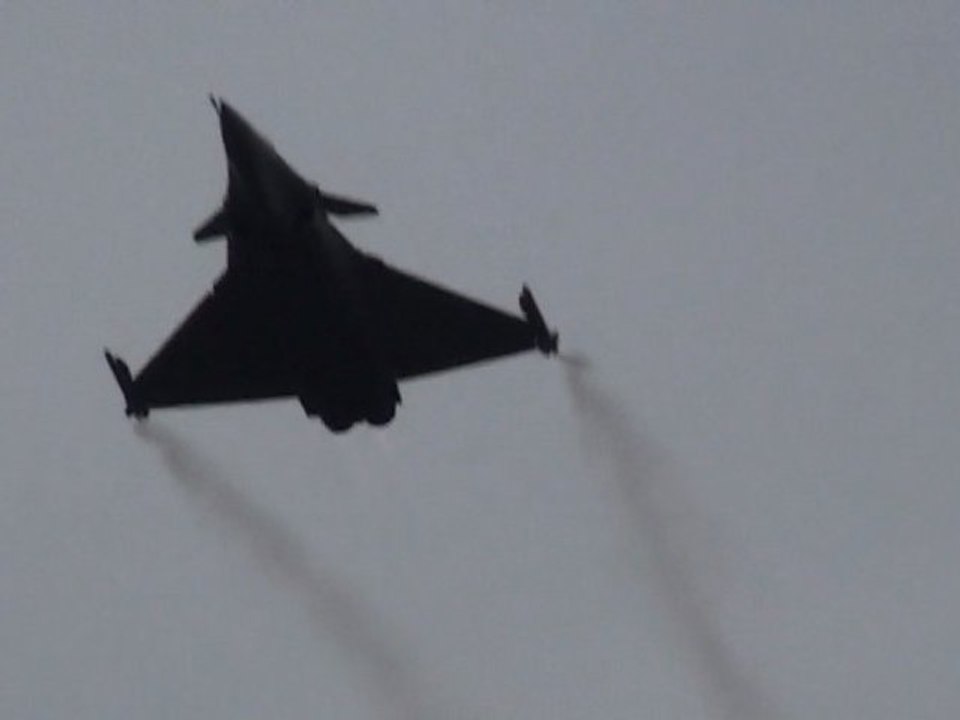 RAFALE MEETING FERTE-ALAIS 12-06-2011 HD