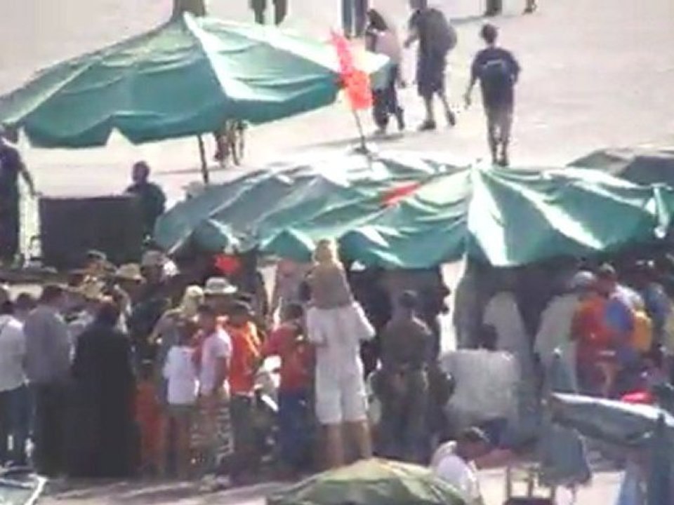 marrakech, djemaa el fna at noon 27.07.10