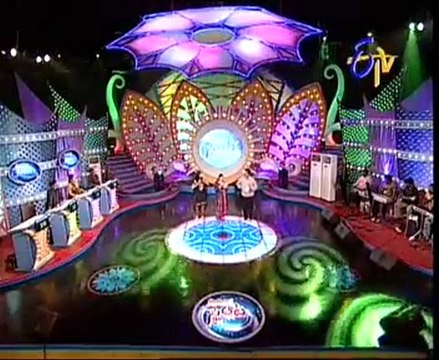 Sye Aata - ETV's Singing Game Show - Mano with Young & Beautiful Singers - 04