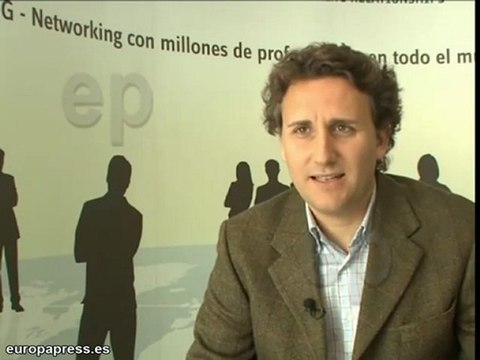 Las mujeres buscan trabajo en la red