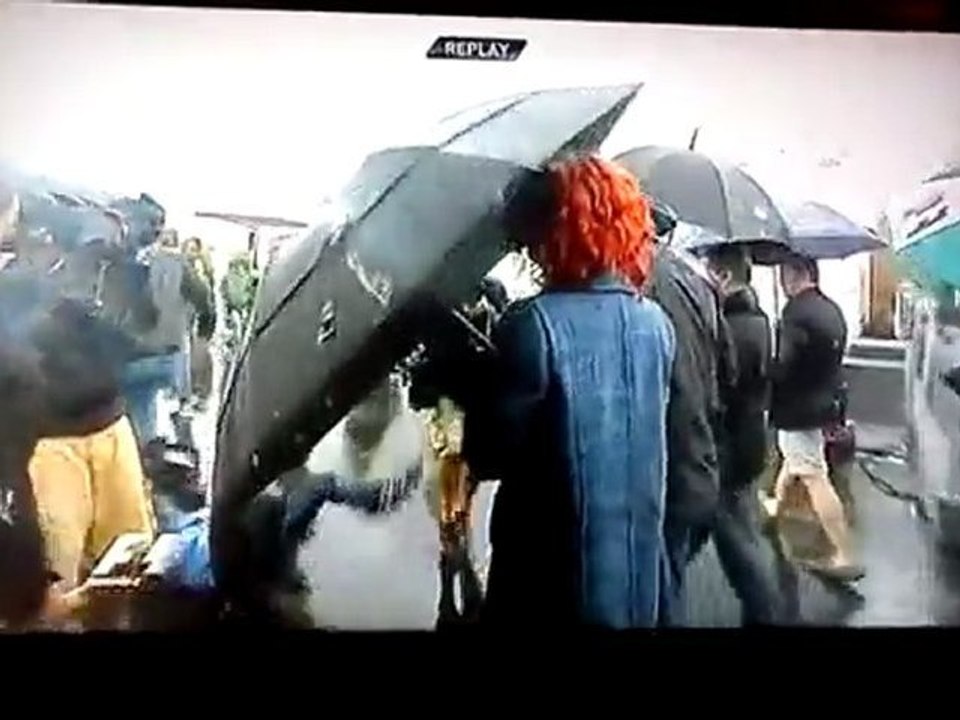 Rihanna vs Kameramann  Fail