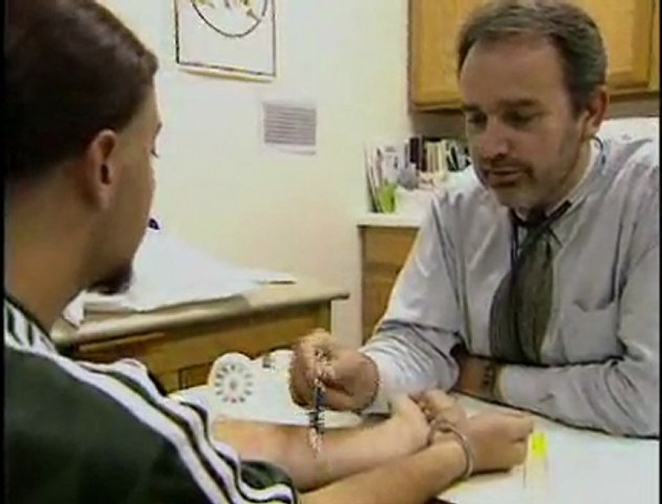 Body Invaders - Allergies and Dust Mites (Discovery Health)