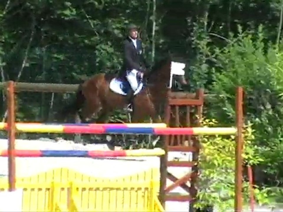 Royôme de Lancelot & Fabien Tutoy au CSO de La Rochette 4 juin 2011