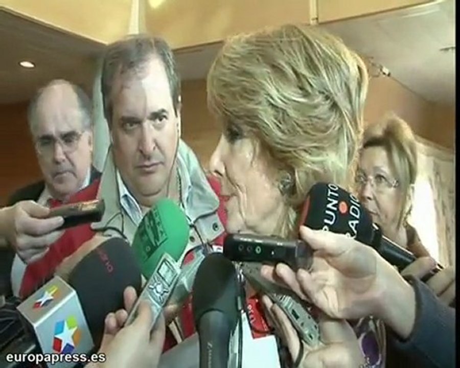 Aguirre aconseja a Gallardón en su deuda