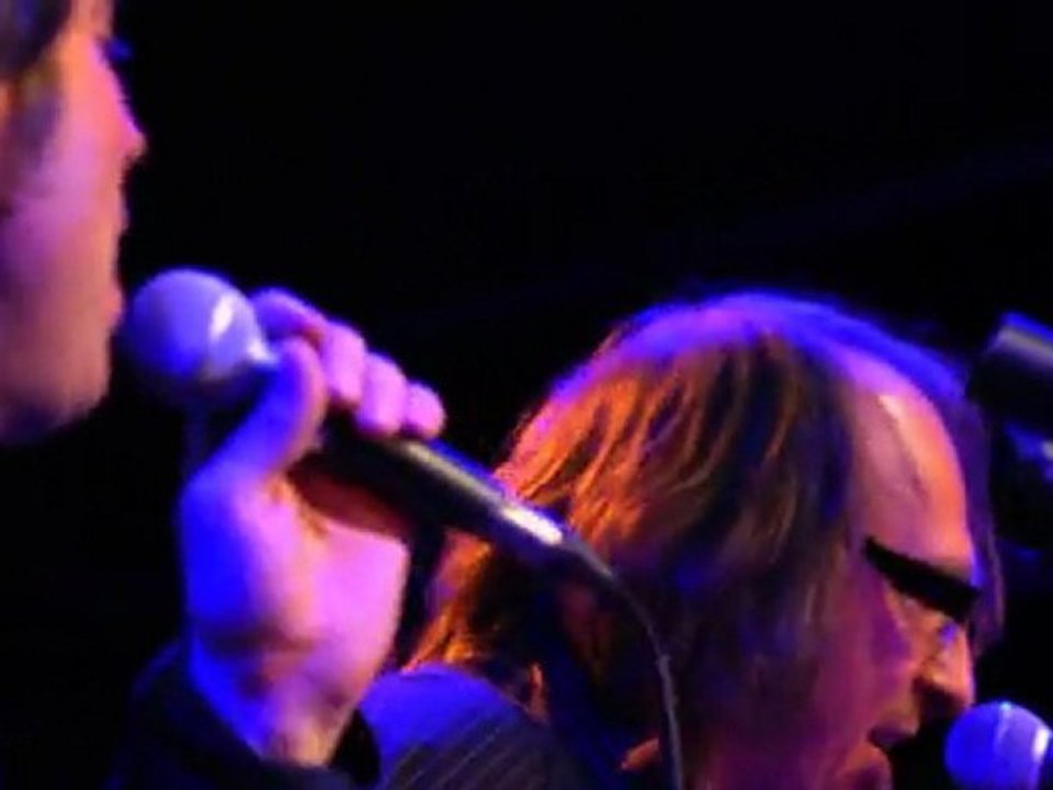 Schrader@Parisi – Maneater